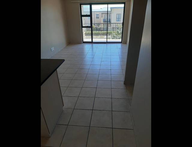 2 BEDROOM PROPERTY TO RENT IN BURGUNDY ESTATE